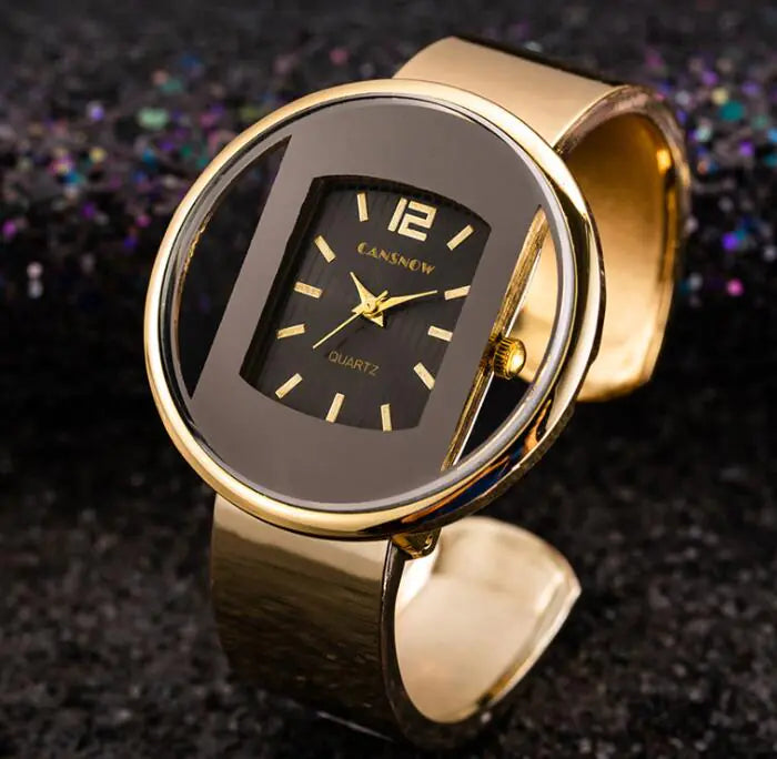 Luxury Bracelet Watches: Elegant Quartz Timepieces