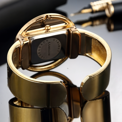 Luxury Bracelet Watches: Elegant Quartz Timepieces