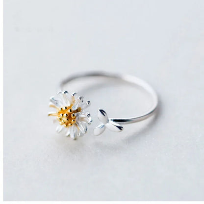 Vintage Daisy Flower Rings